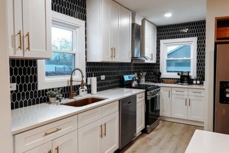 b71bc7c3 b403 44 4q3qY 1