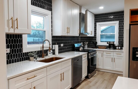 b71bc7c3 b403 44 4q3qY