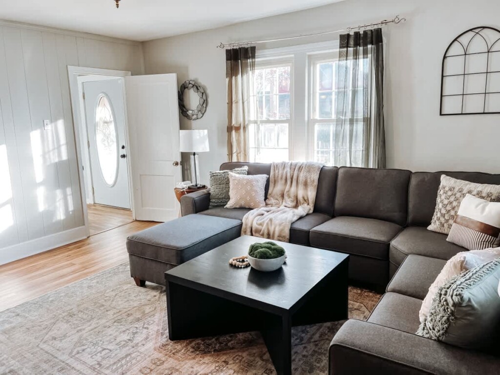 b755eb42 134e 4b aV9S