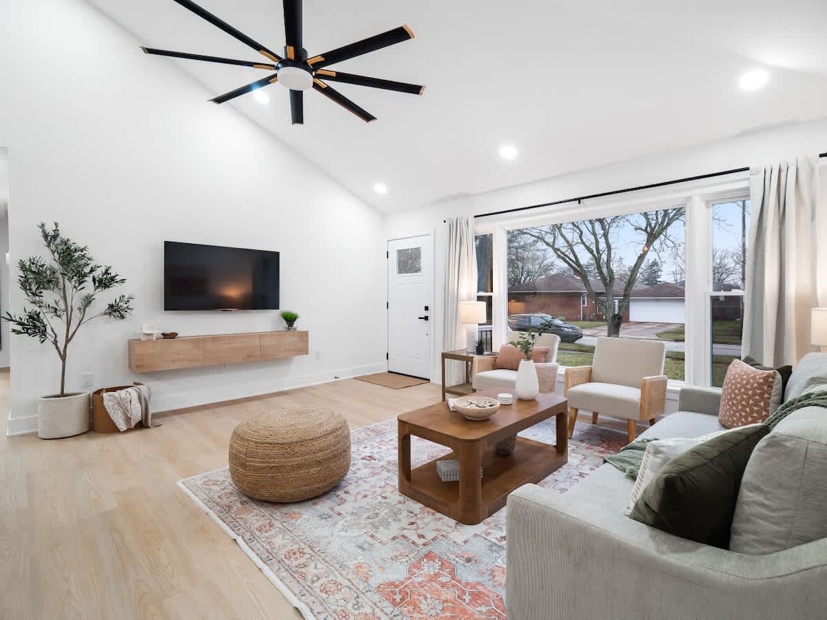 b8cf314e cd5b 44 kN8EX