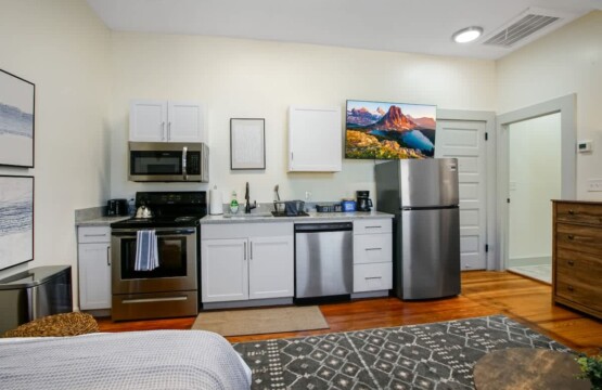 b949fec8 f2be 4e MzTVw