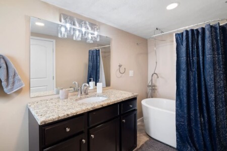 b95dad84 d566 47 etUVe