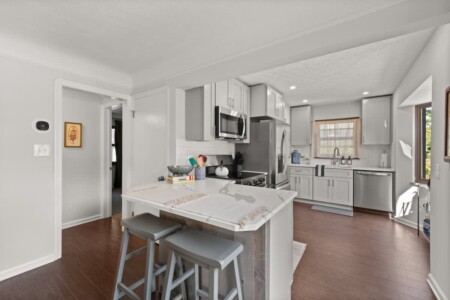 bc06b132 a1b7 42 w4G5B