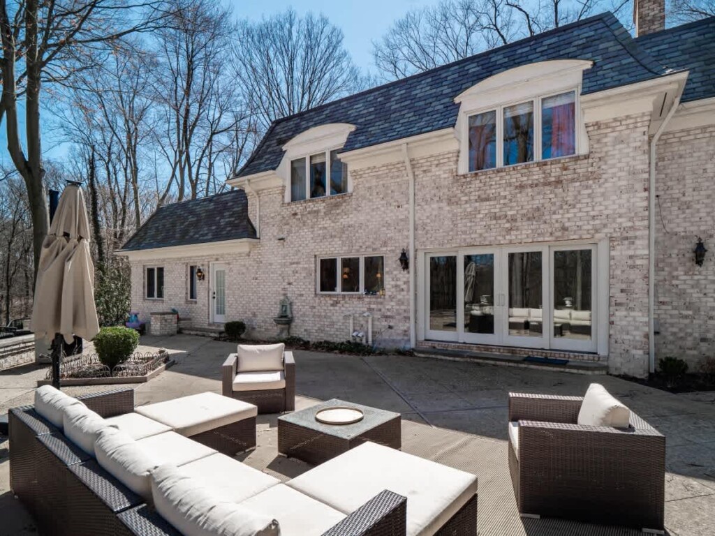 c4328fb5 c051 40 WjmAt