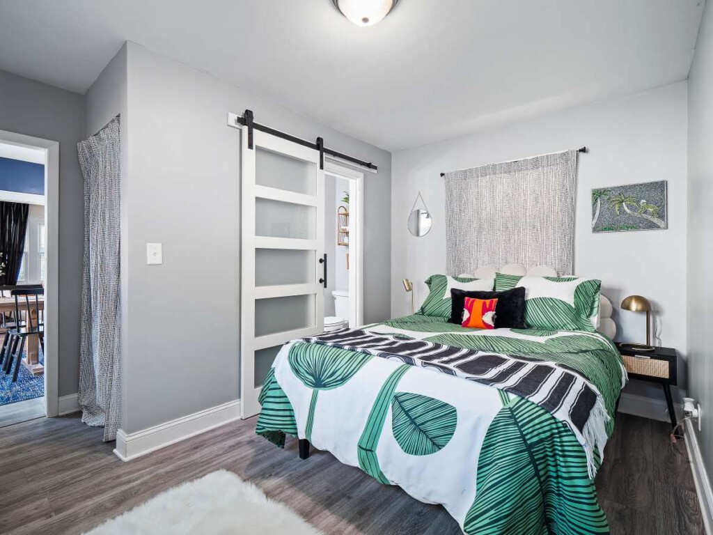 c5711410 8865 43 RUUuk