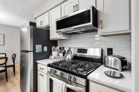 c5ffdc5e 8971 42 o2JWk