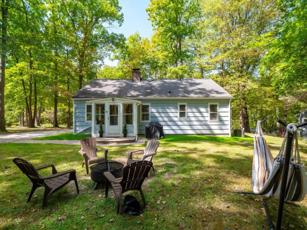 c87e3cca 98a8 44 4TN8Y