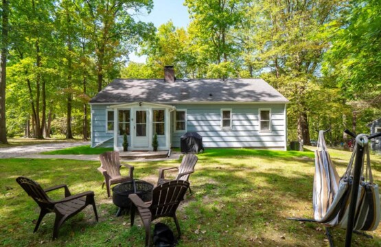 c87e3cca 98a8 44 4TN8Y