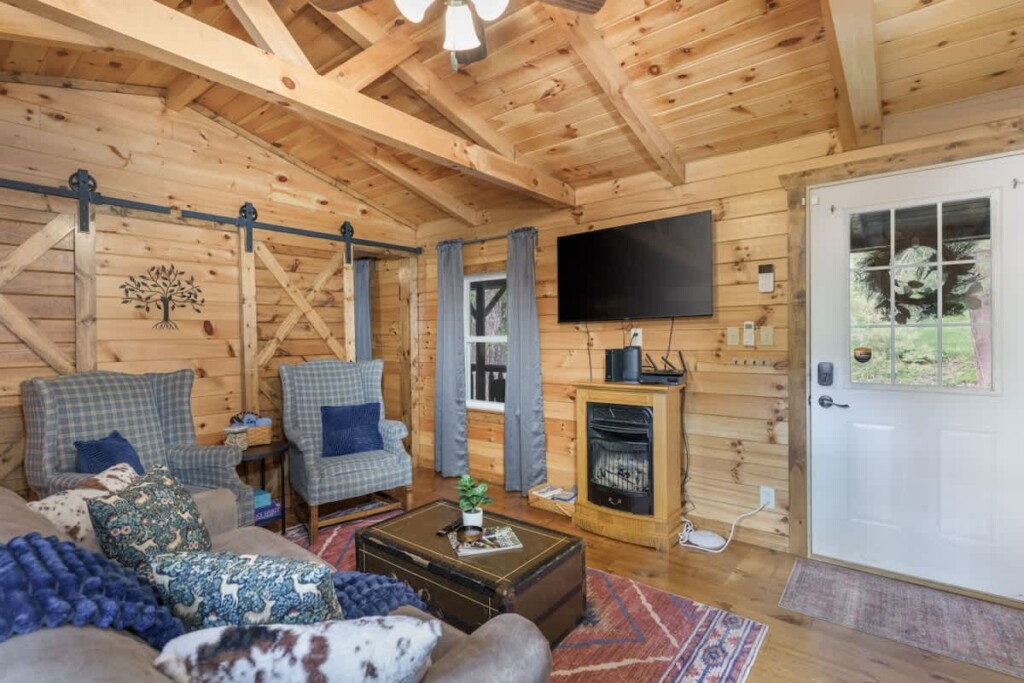 c94554c3 b7ed 42 vy4lq 1