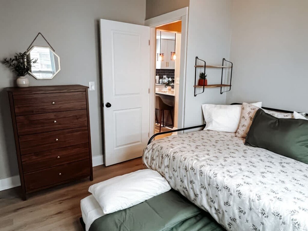 c96ec002 ad65 4a tZXjL