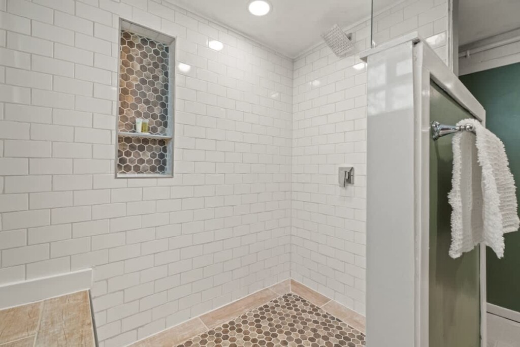 cbdf9240 5b1a 47 thNhp