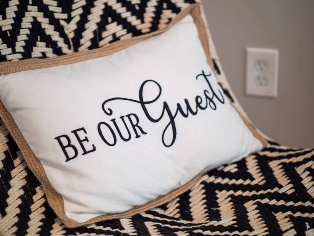 ce328e85 2601 4c IQfd 1