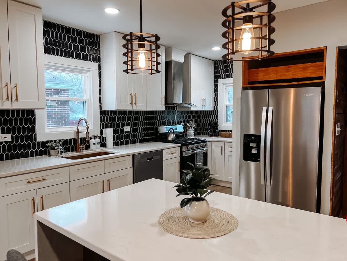 ce82401a b0a6 4e 54KoM.jpg