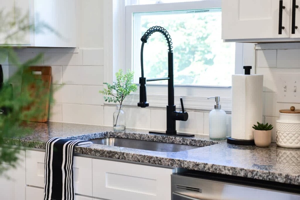 ce89c34b daca 4d Kip0D