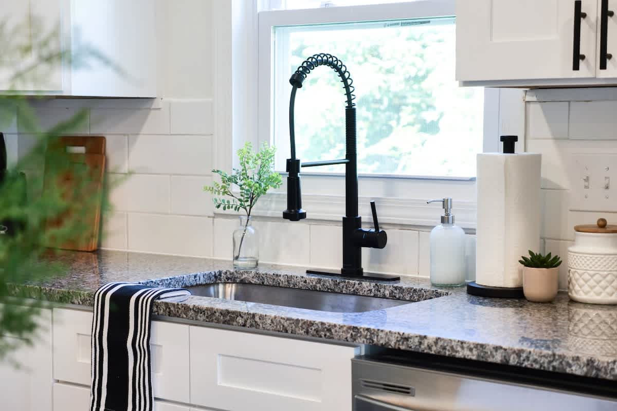 ce89c34b daca 4d Kip0D