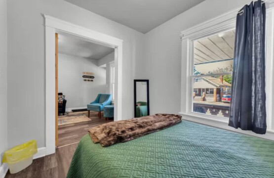 cfa1eee1 d580 40 4vhDT