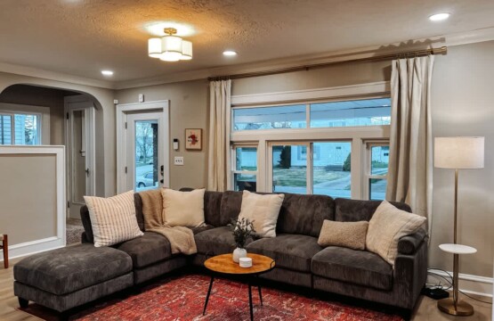 d0436c82 321b 4e 7rd2E