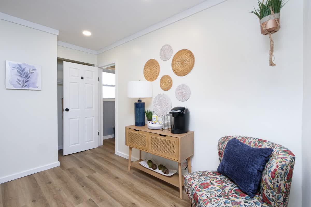 d3090179 5a87 4c dNSM1