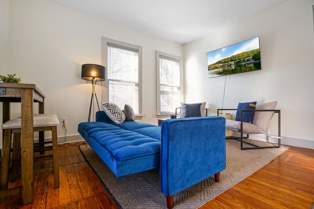 d53338cb 0318 40 tDyD6