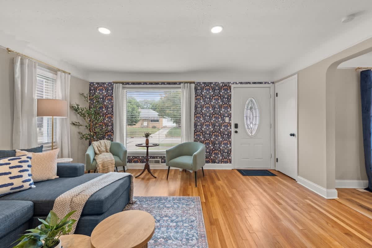 d5b23913 8a0f 47 fcuRz