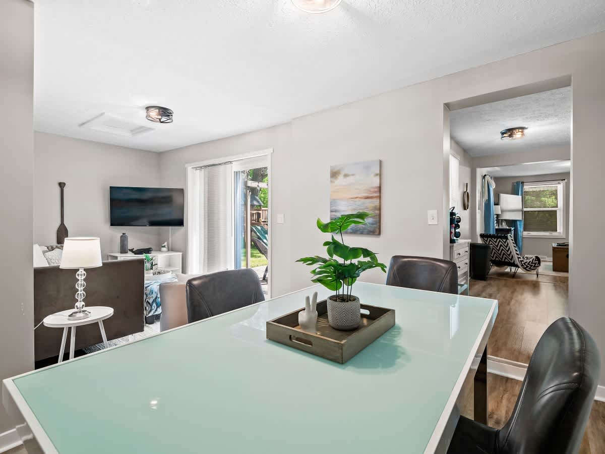 d5fb7a70 35c2 46 fH6eq