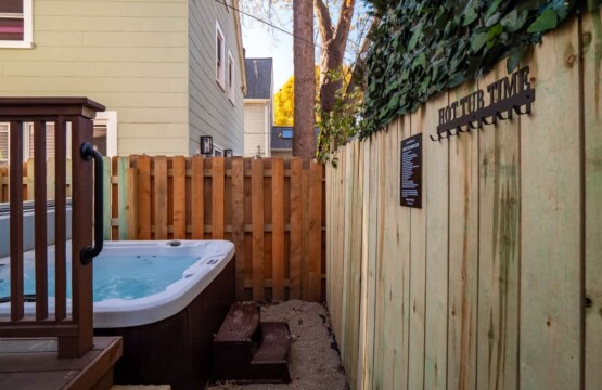 da281c55 a485 4c FBptC