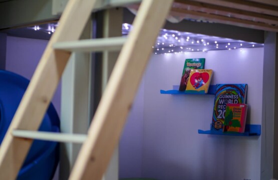 da8e68ec 697d 40 HKSW5