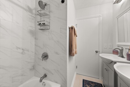 dd8d3eb9 e5c4 46 jtZeF