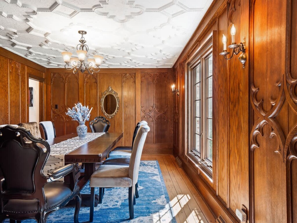 de319b80 ea40 43 bDj9u