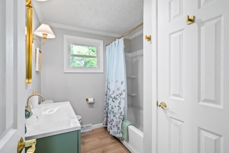 e07ac137 7061 48 wzQ4r