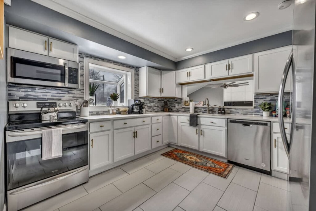 e312fac8 3658 46 A883f 1