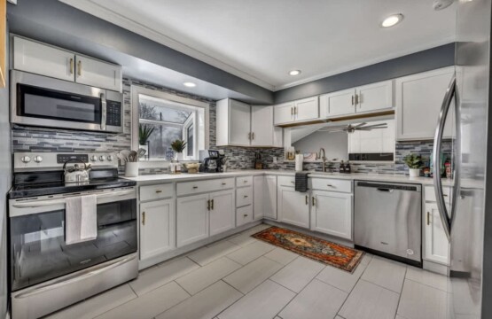 e312fac8 3658 46 A883f 1