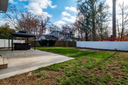 e43ba3fd ad8d 42 6bI2m