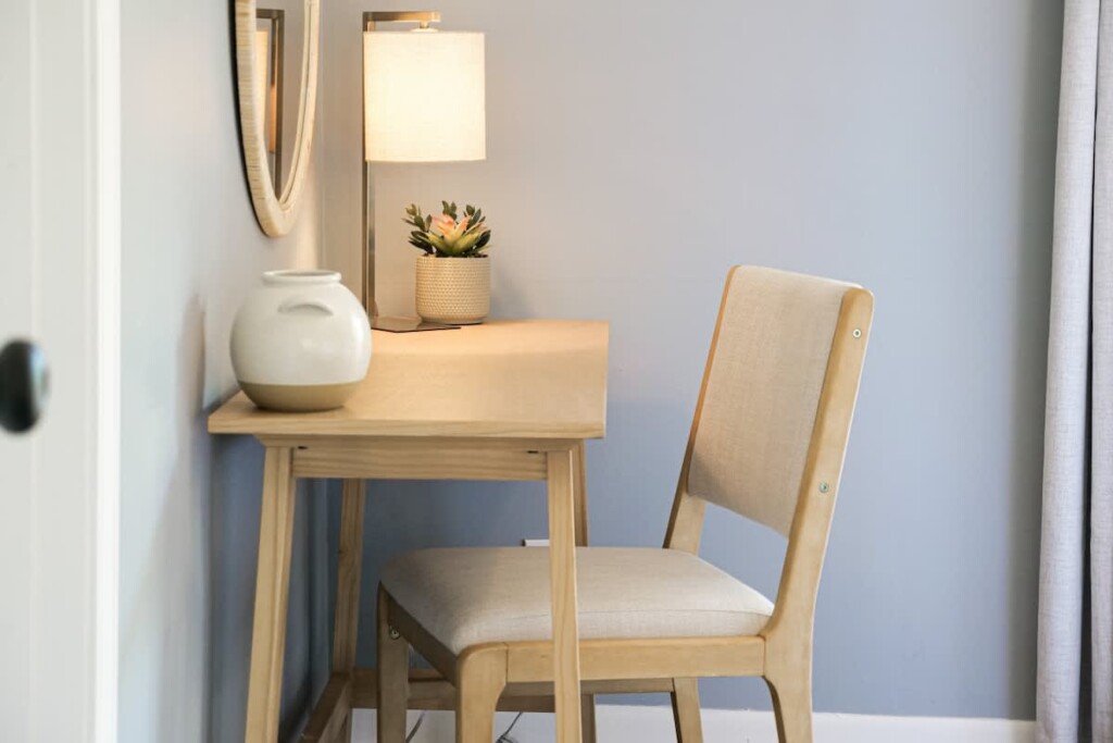 e4a97839 b746 4e L8VN9