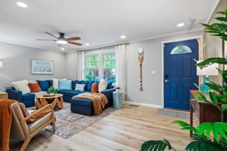 e532c656 c9d8 4b ZZH7B