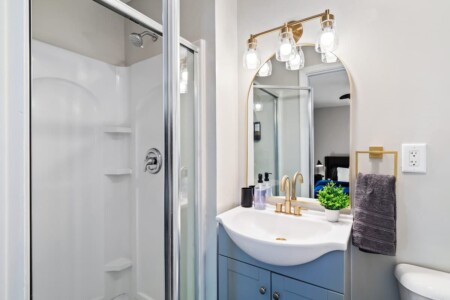 e5957469 cd13 4e c mmU