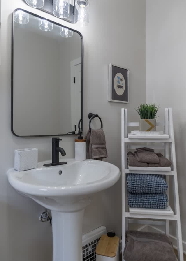 e7b9e2b0 d40f 4d xkSwo