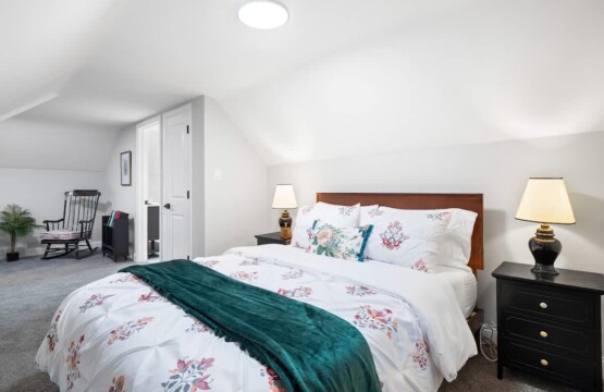 eaac5d8d a014 4b 8AsyY