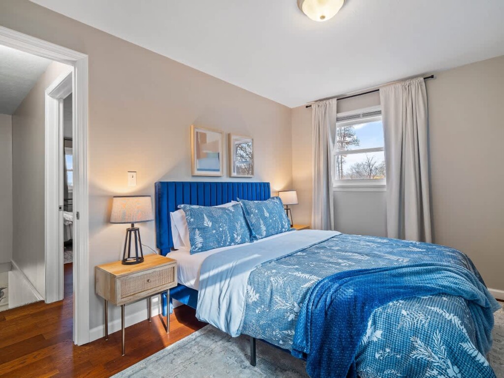 eb8cb4e4 0a02 4f jFY H