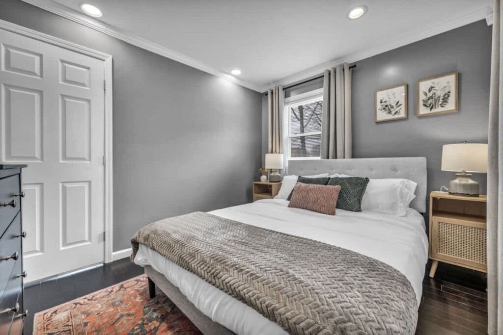 ecb6f64a 1bbe 47 EF8qE 1