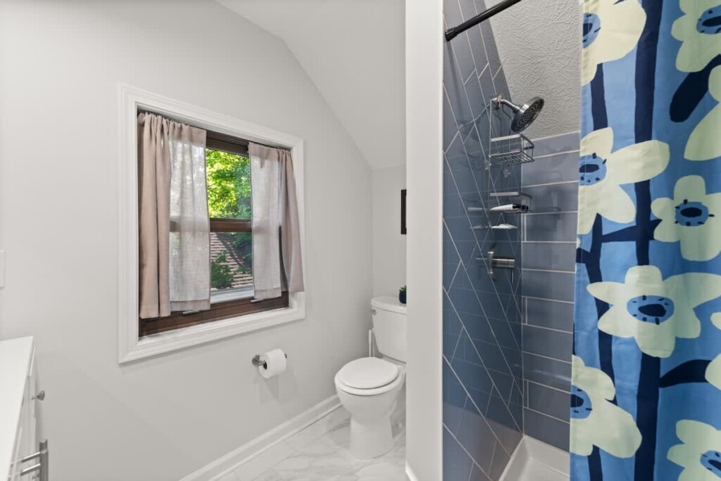 ecbbacff 8fca 4f ma2Fk