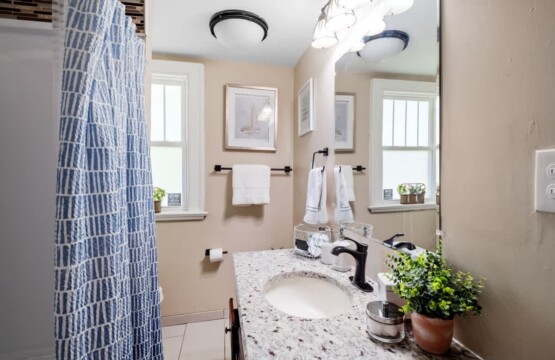 edd3ef5f 4ae7 46 wmJiU 1