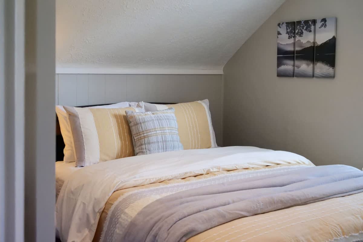 eddb3a8b d228 4e rCBHQ