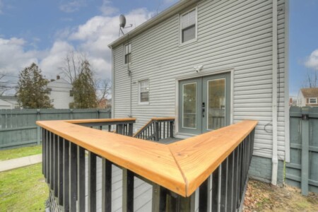 ee233859 6385 4d C4WN