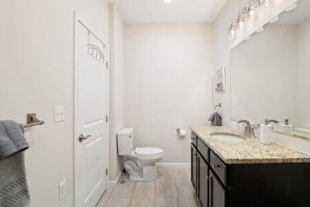 ef3cb7c4 b90d 49 u2uoi