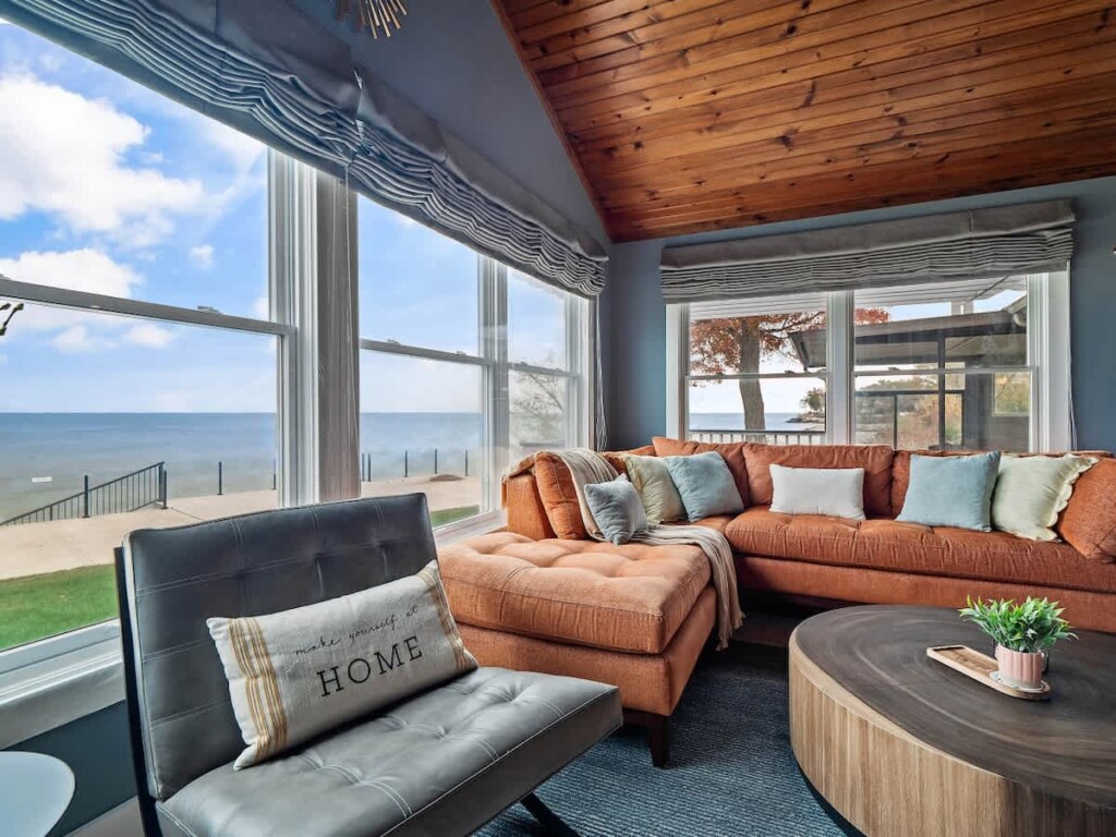 efd22419 16c4 48 0IokU