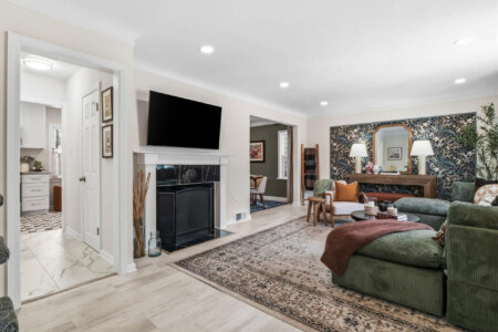 elpuq3ezkxegy4rlo4bg 1