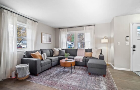 f3bb5c51 c6b2 47 A97xO