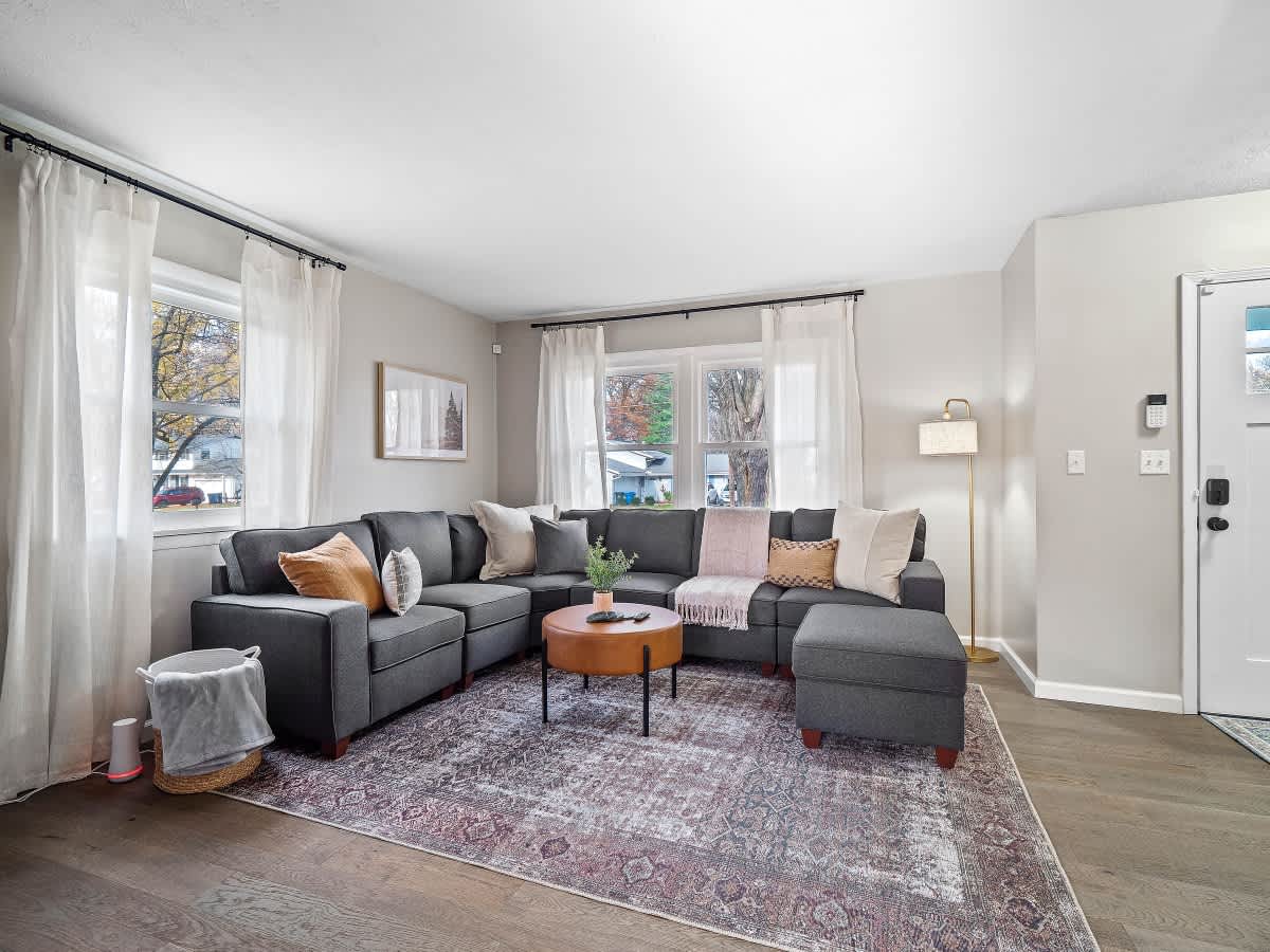 f3bb5c51 c6b2 47 A97xO