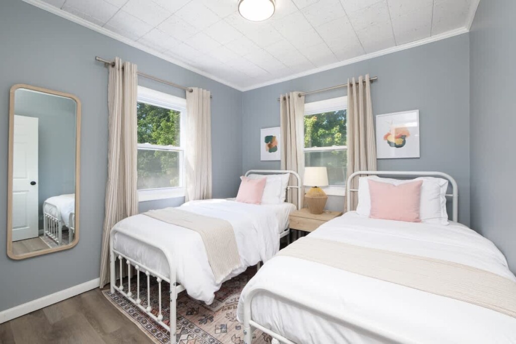 f70754cc 8b5d 4b nD5fg